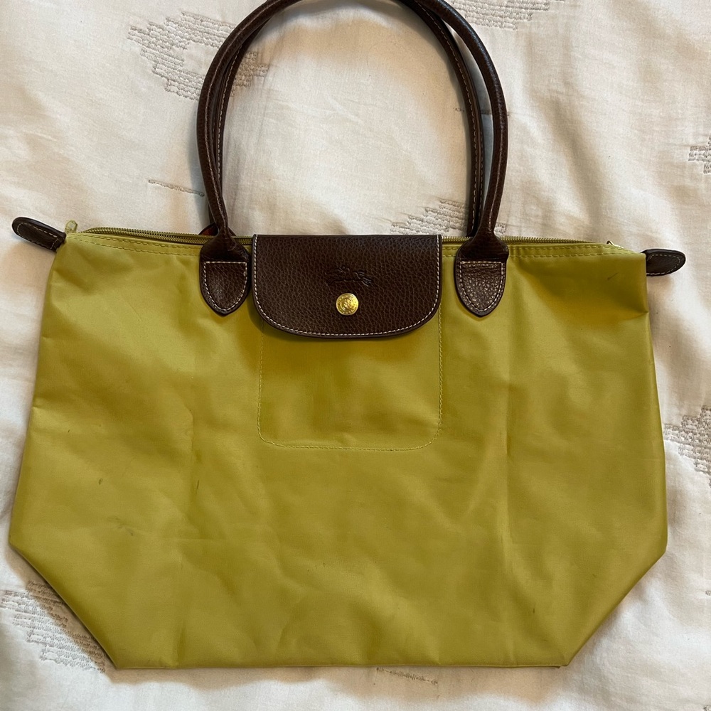 Longchamp Le Pliage Medium Shoulder Tote